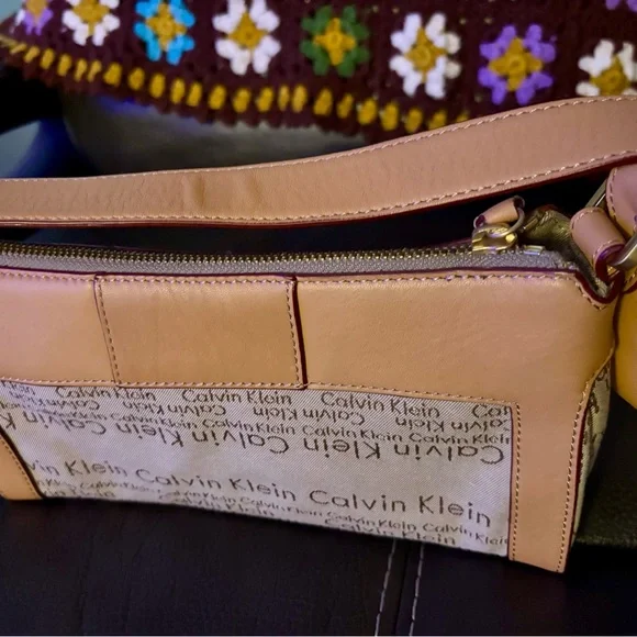 Calvin Klein, shoulder bag. - Picture 4 of 15